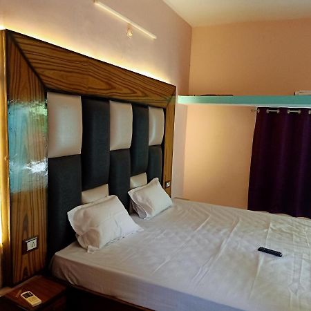 Hotel Green Park Jabalpur Luaran gambar