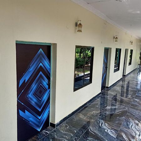 Hotel Green Park Jabalpur Luaran gambar