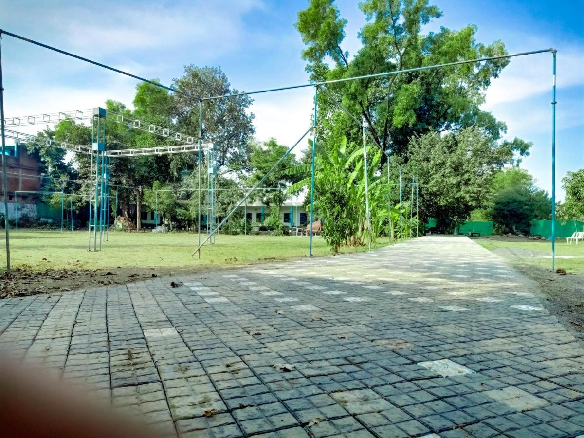 Hotel Green Park Jabalpur Luaran gambar